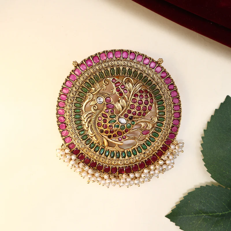 Premium Kundan Kemp Antique Big Mayil Chakram Pendant